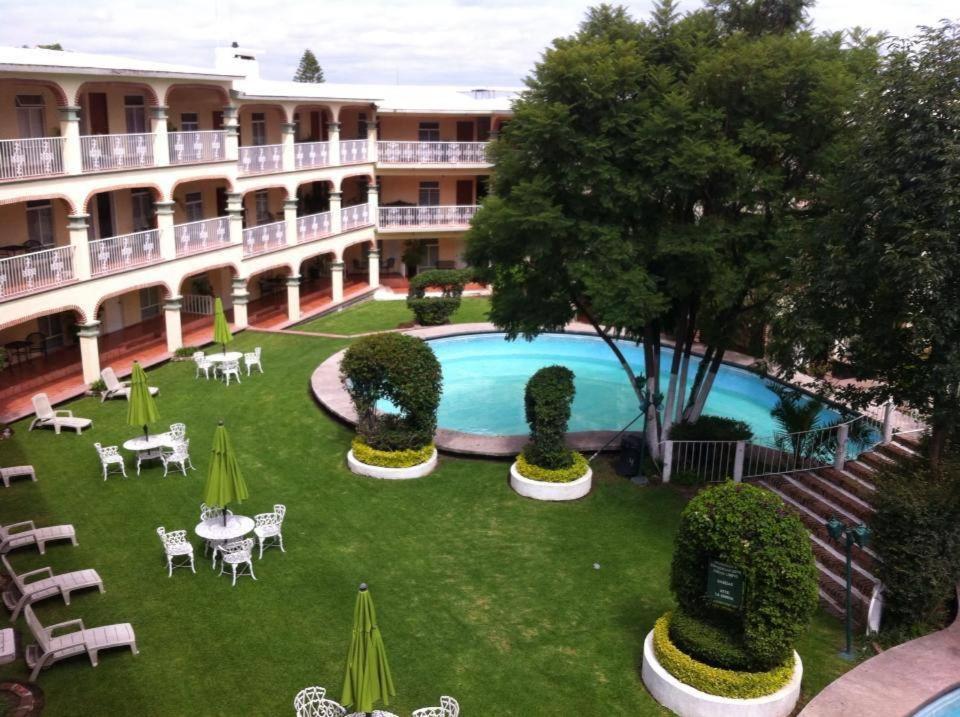 Plaza Venecia Hotel San Juan del Río Exterior foto